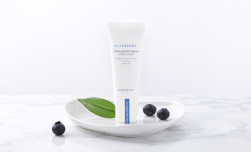 INNISFREE Blueberry Rebalancing 5.5 Cleanser (100ml) - Kiyoko Beauty